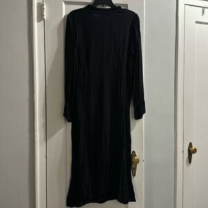 NWT Loft Dress with Small Slit detail. Size 6